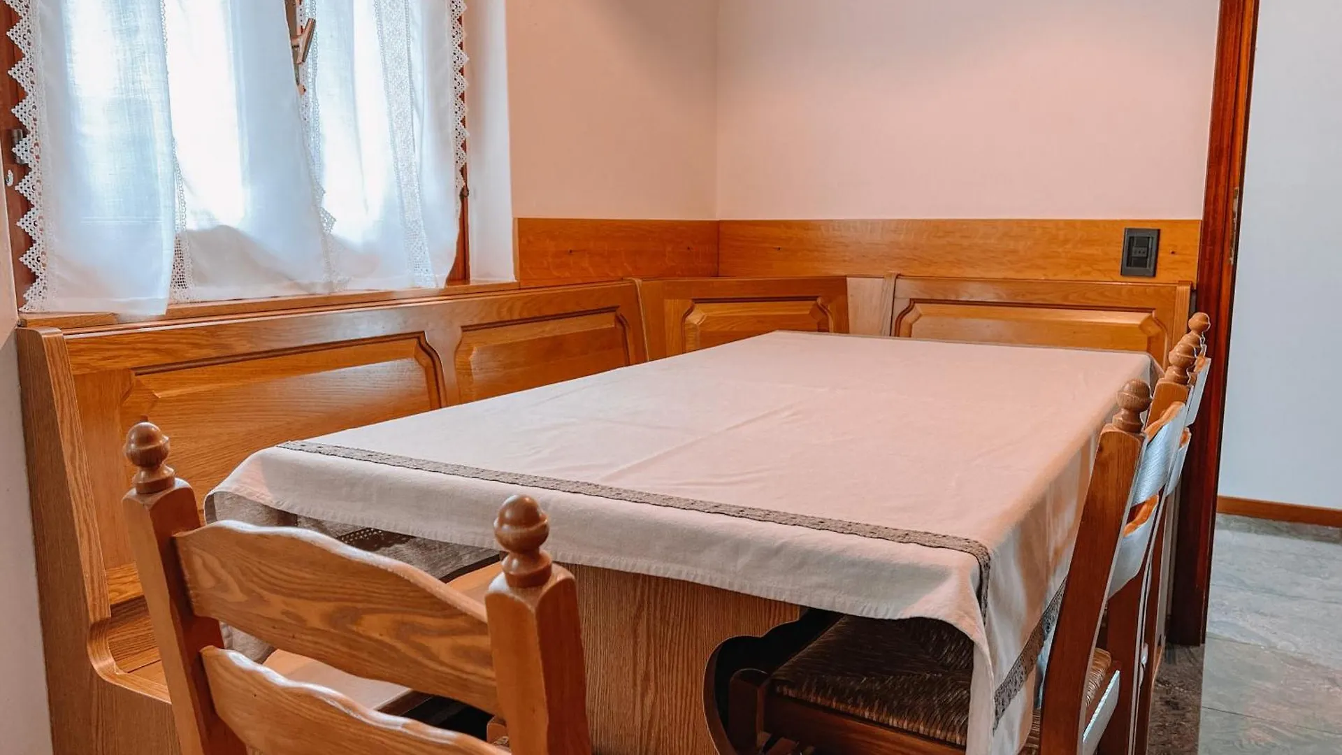 Feriehus Villa Nadya By Gardadoma Brenzone sul Garda Italien